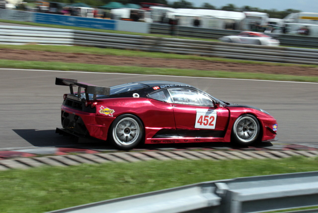 Gæstekører Ronnie Bremer tog 3 heatsejre i S-GT4 klassen i weekenden
(Foto: Lars Bjerre-Harpøth)